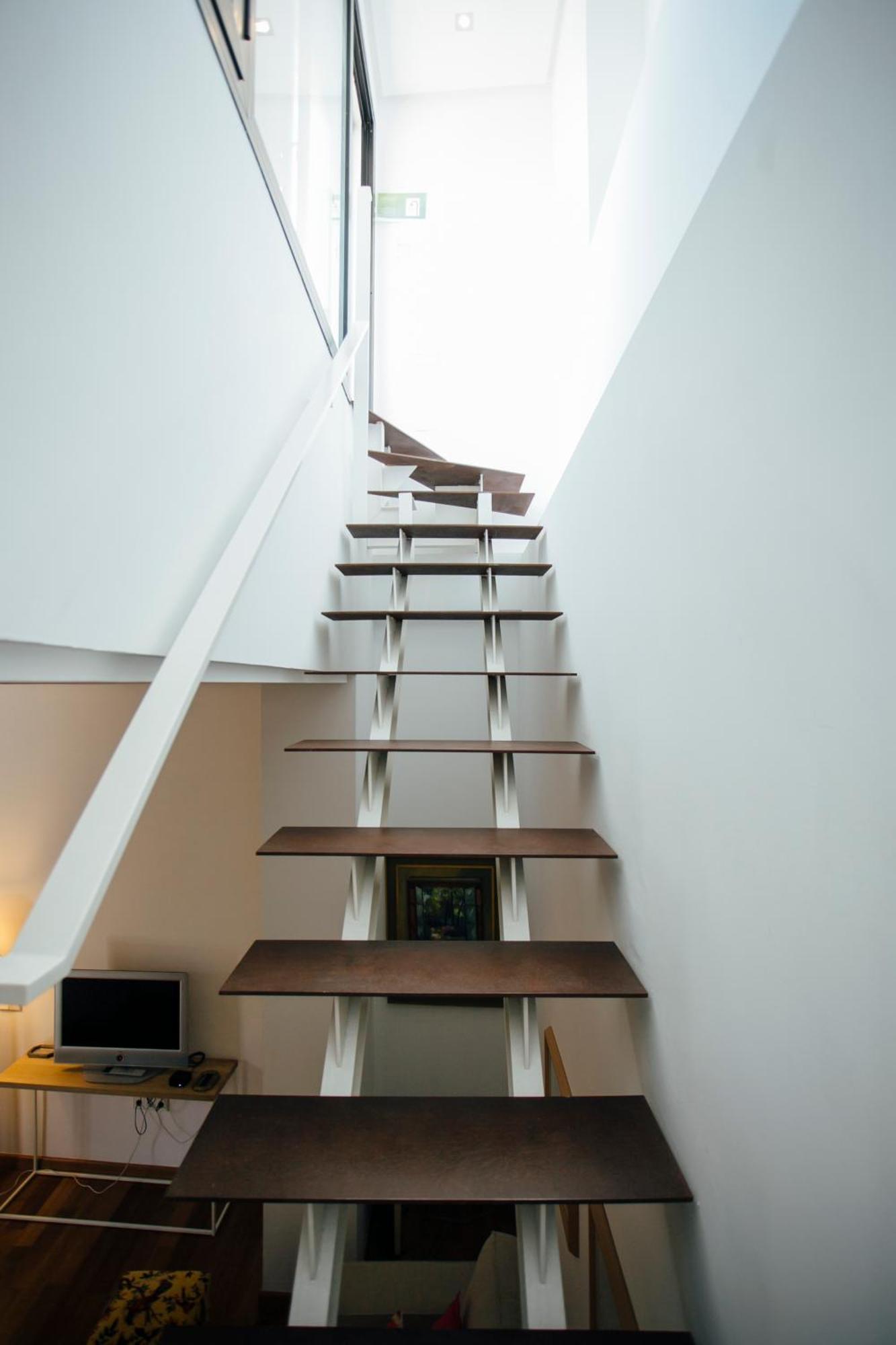 Attic With Terrace- 1Bd 1Bth- Corral Del Rey Apartment Sevilla Bagian luar foto